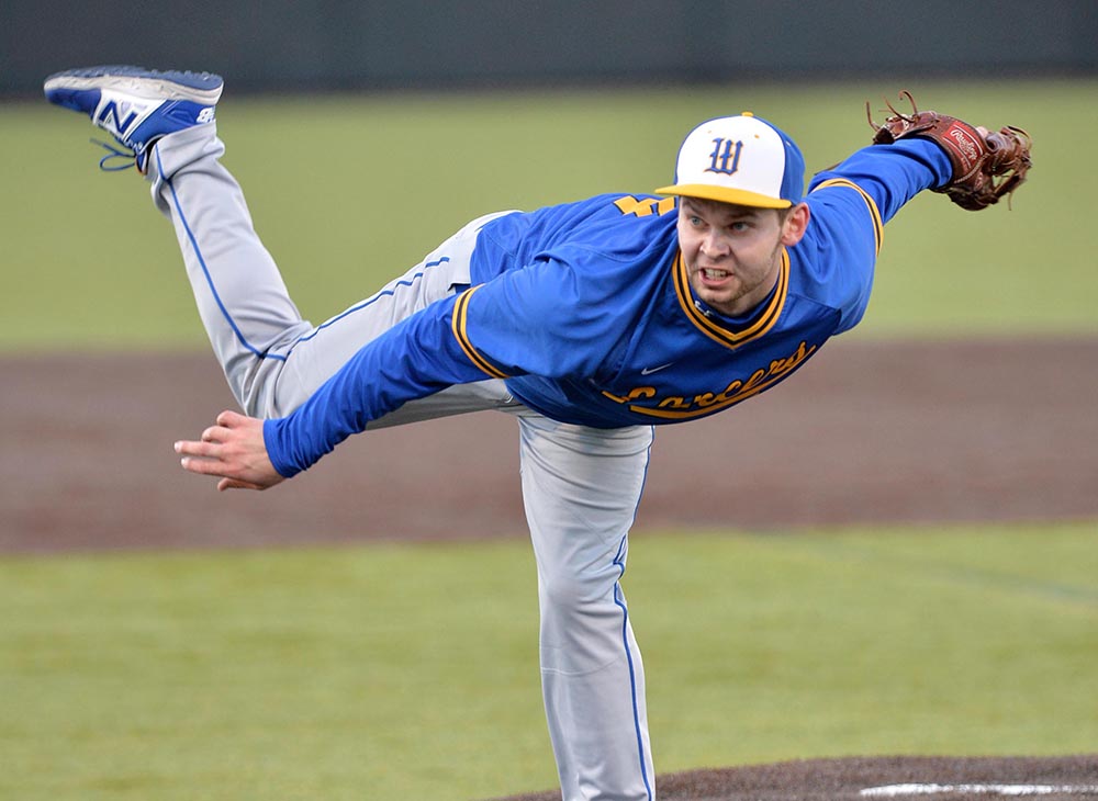 Strong Seventh Inning Pushes Southern Maine Past Worcester State, 13-3