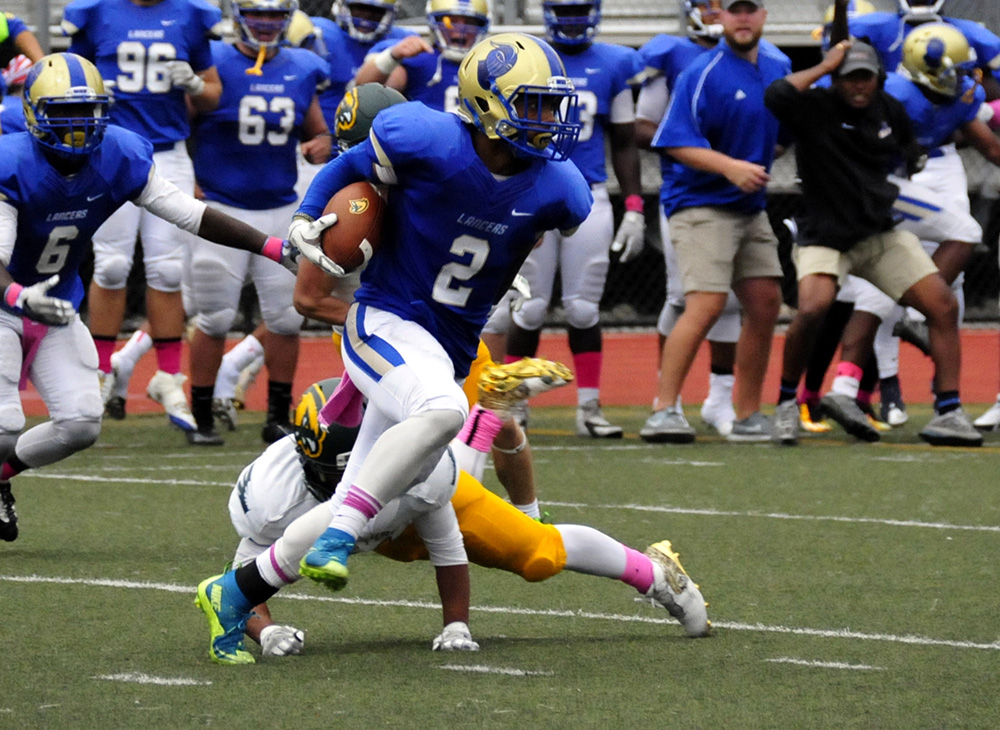 Worcester State Rolls to 42-26 Victory Over Fitchburg State in MASCAC Opener
