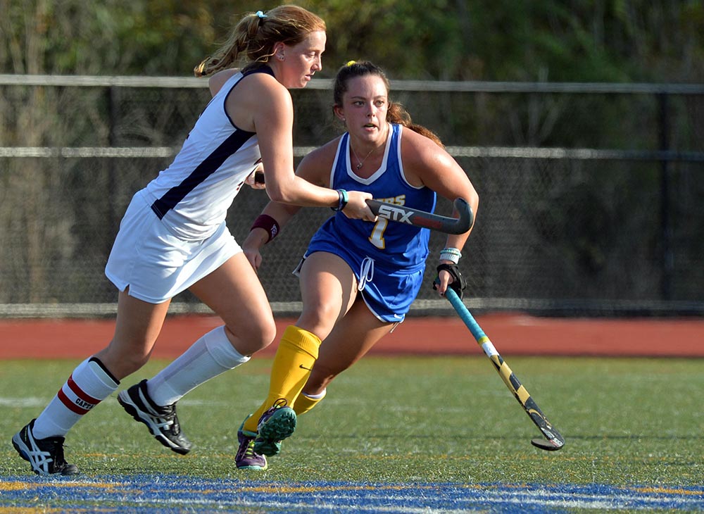 Field Hockey Opens Homecoming Weekend with Win