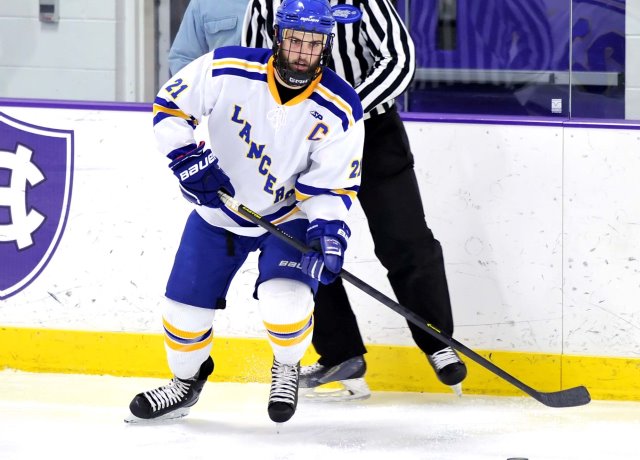 Ice Hockey Eliminated By Westfield State In MASCAC Quarterfinals