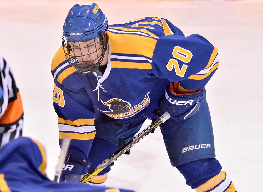 Men’s Ice Hockey Shuts Out Framingham State, 6-0