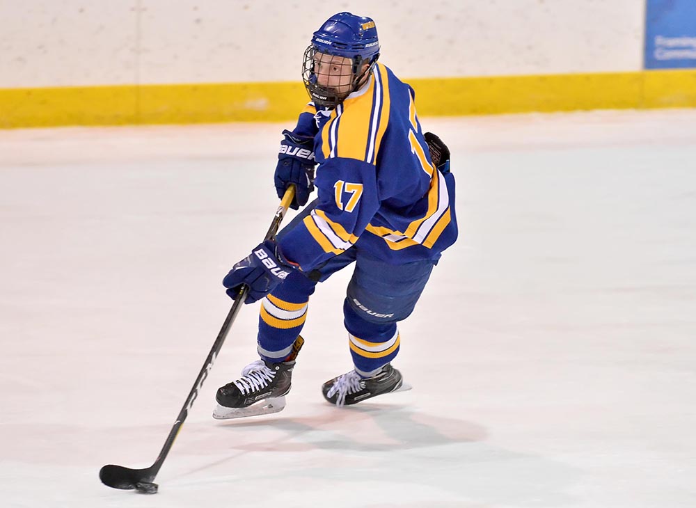 Men’s Ice Hockey Wraps Up Homestand with 4-3 Setback to Westfield State