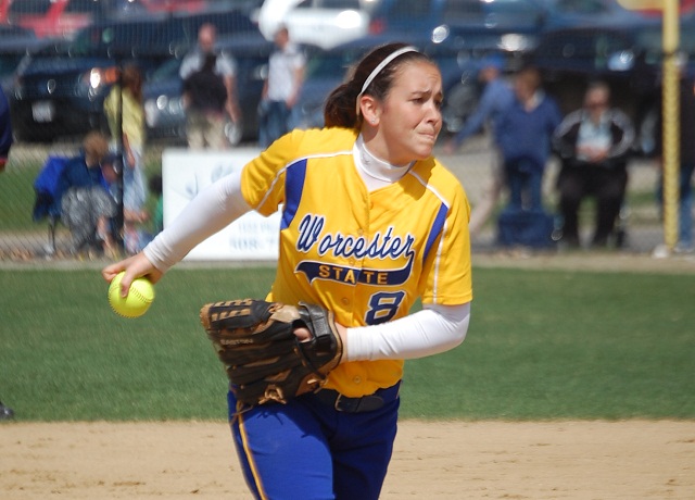 Softball Upends #1 Tufts, Falls To Malacester In Campaign Opening Twinbill