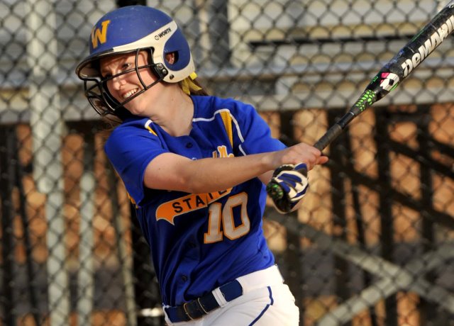 Softball Tripped Up On The Road By Trinity In Regular Season Finale