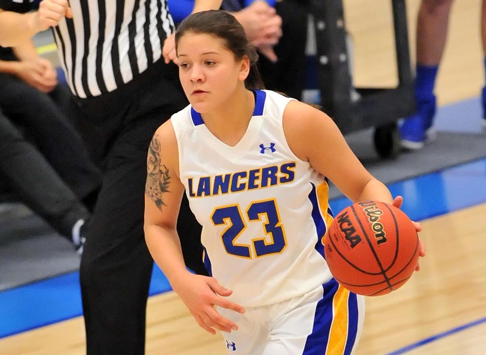 Women’s Basketball Falls Behind Early in Loss to UMass Dartmouth