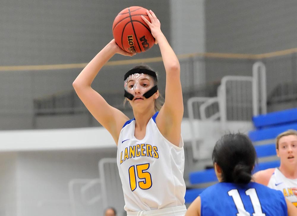 Women’s Basketball Topped by Westfield in MASCAC Semifinal; Carens Nets Career-High 21 Points in Loss