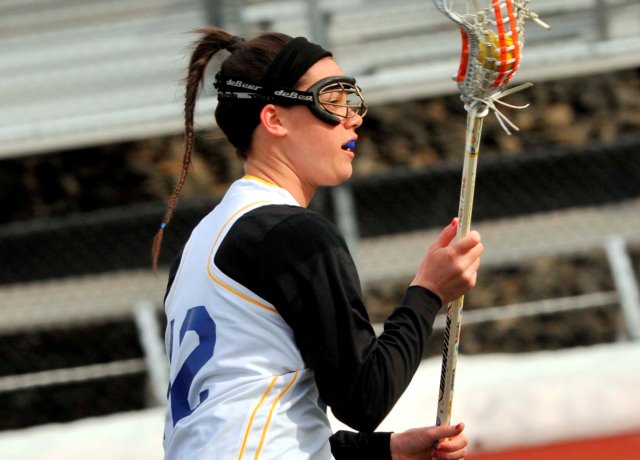 Women's Lacrosse Edged On The Road By Curry In 17-15 Defeat