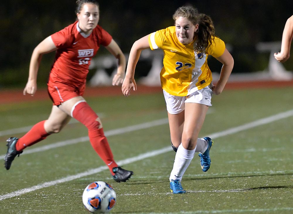 Two Second Half Goals Propel Worcester State Past Fitchburg State, 2-0