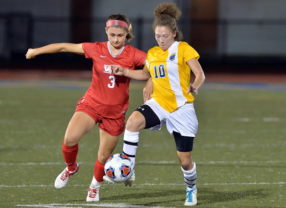 Women’s Soccer Puts up a Fight in 2-1 Loss to Western Connecticut