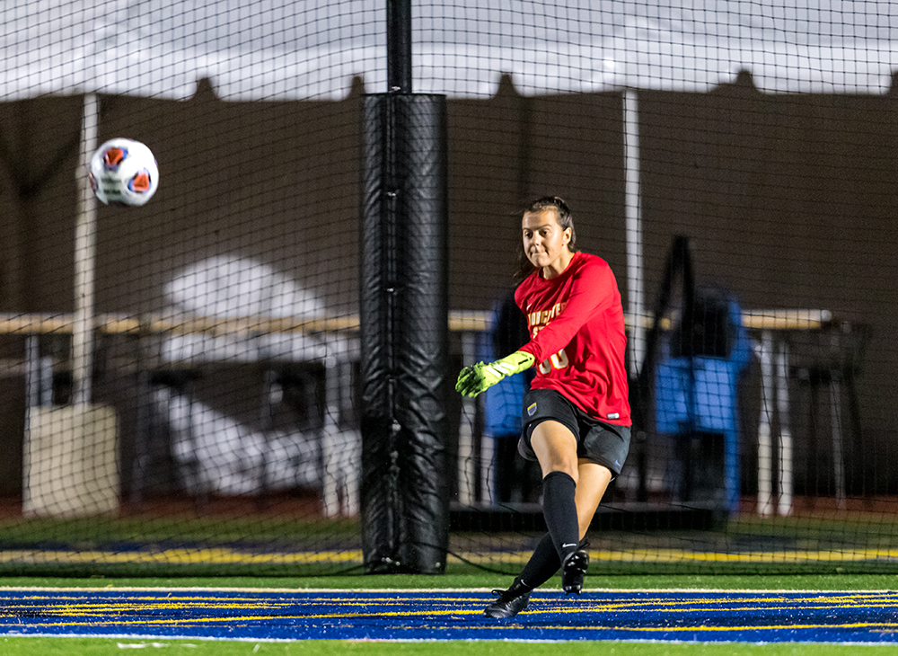 Women's Soccer Falls to #5 MIT