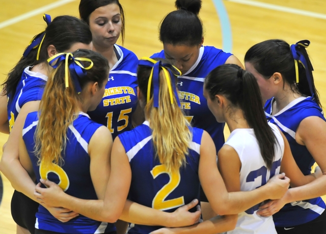 Worcester State Loses against Lasell in Five-Set Battle