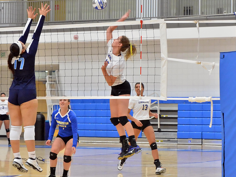 Carens Reaches 1,000 Kills in Loss to Brandeis