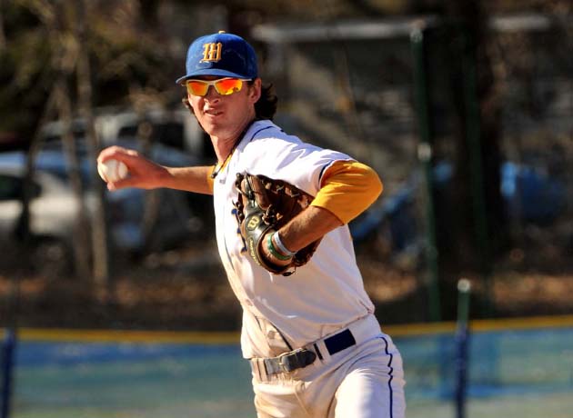 UMass Boston Scores Five Late Runs for 9-5 Win over Worcester State