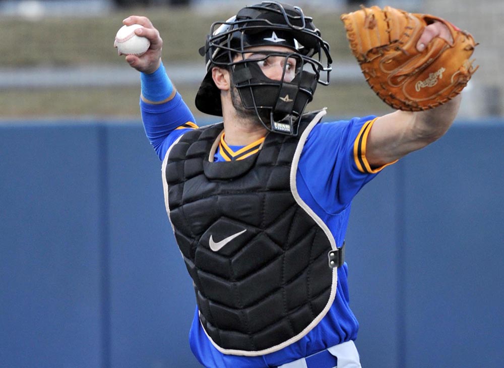 Worcester State Baseball Downed by UMass Dartmouth, 10-2