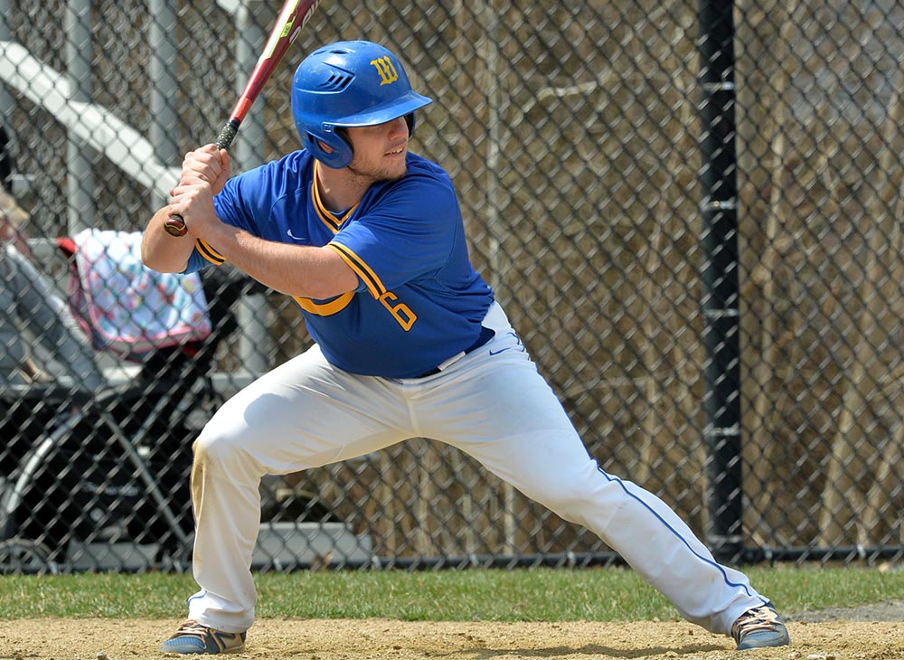 Baseball Slides Past Framingham State