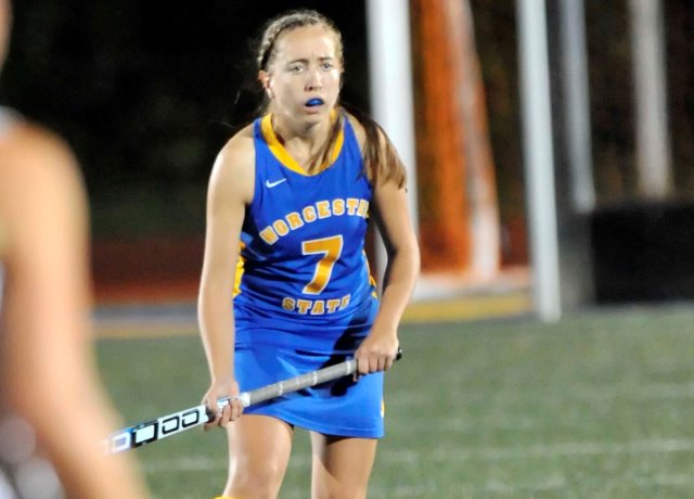 O'Rourke, Stout Defense Pace Field Hockey In 1-0 Victory Over Salem State