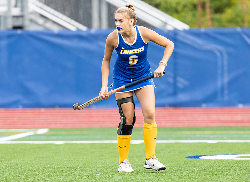 Field Hockey Clinches MASCAC Regular Season Title with Win over Framingham
