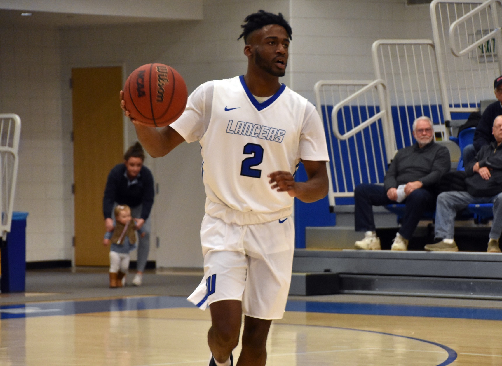 Men's Basketball Dominates MCLA to Punch Ticket to MASCAC Championship