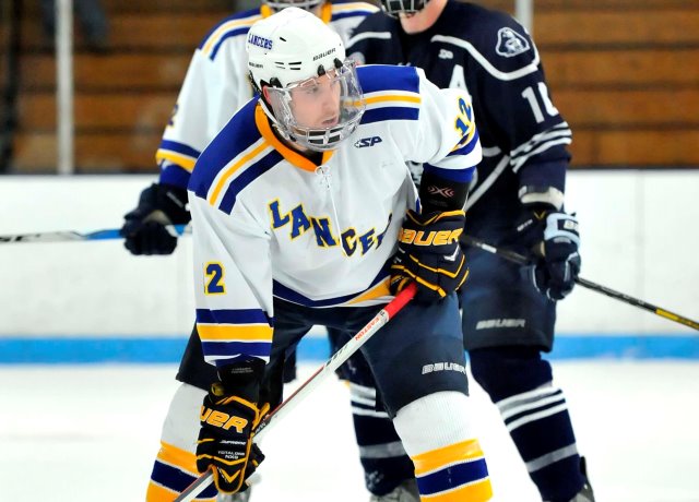 Ice Hockey Falls At Home To Plymouth State, 3-2