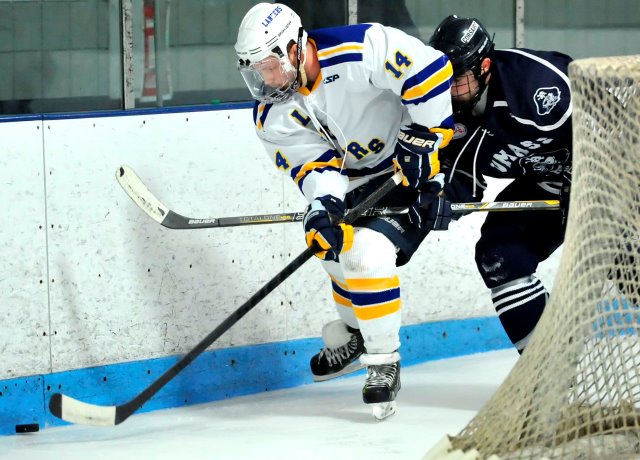 Ice Hockey Stymied On The Road At Plymouth State