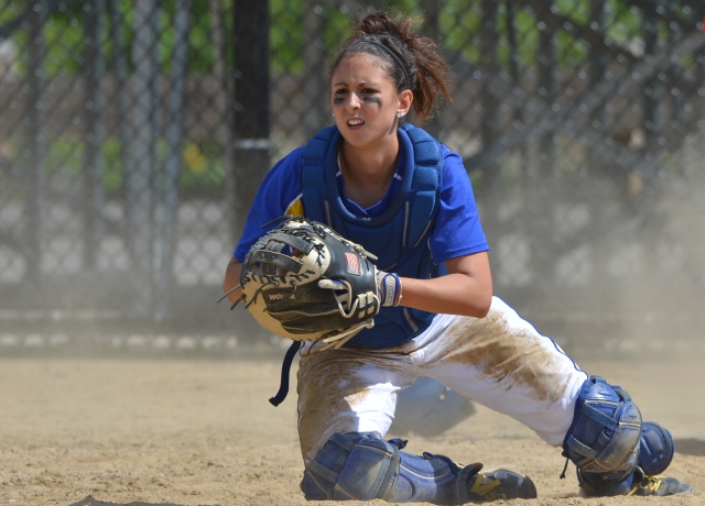 Westfield State Defeats Softball, 3-1, In Opening Round Upset