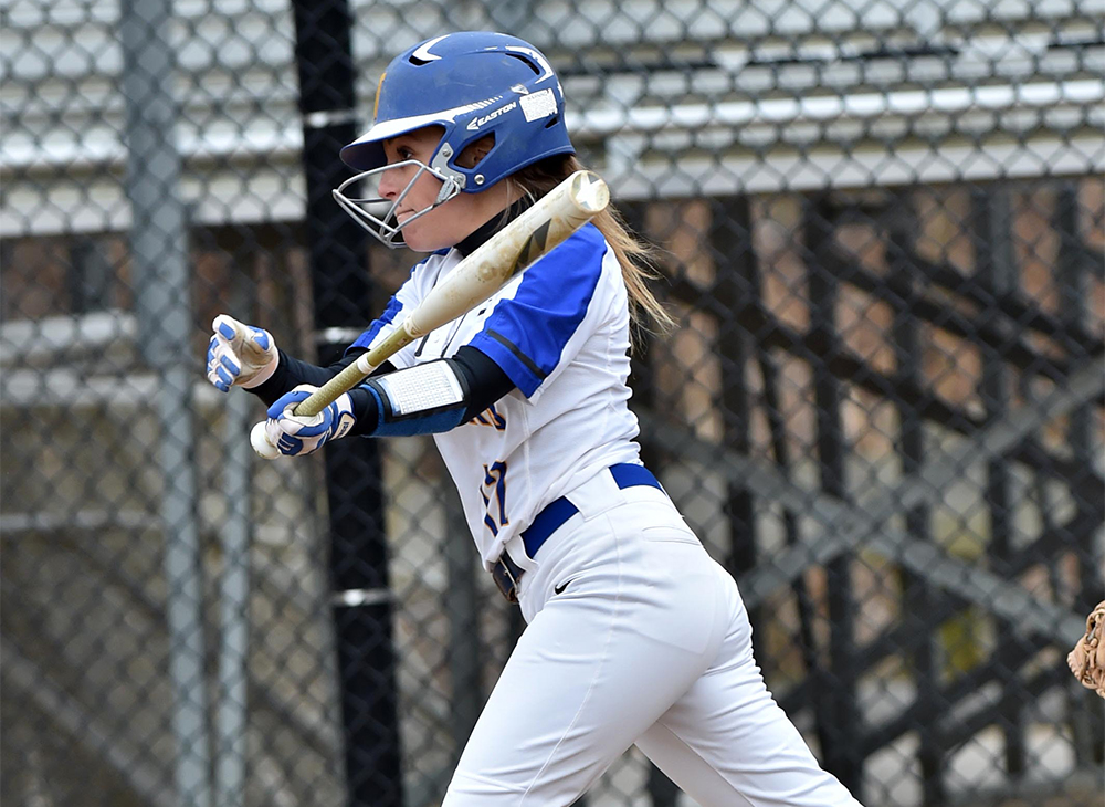 Softball Closes Weekend with Pair of Losses to UMass Dartmouth