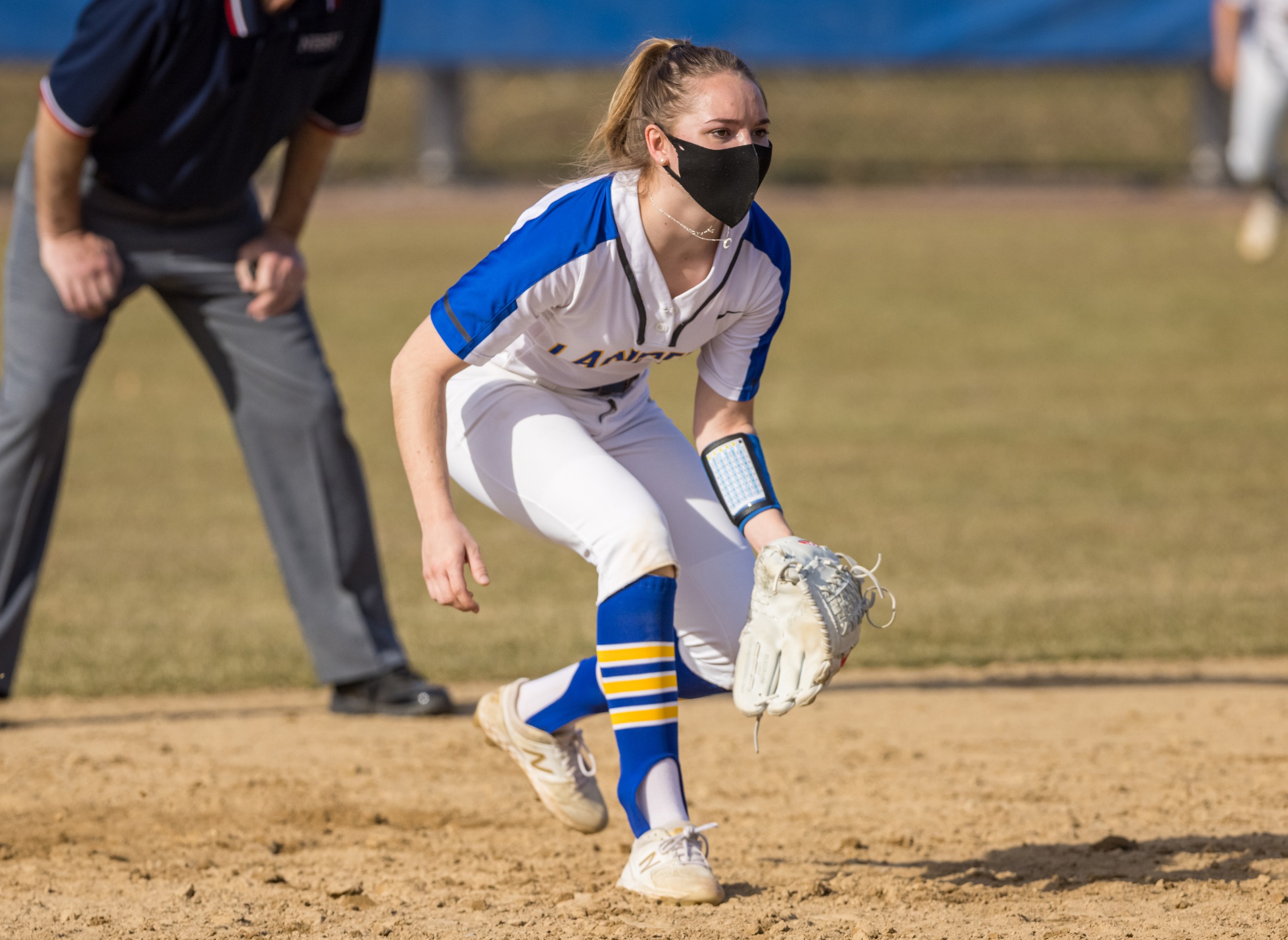 Softball Opens Conference Play Against Bridgewater State