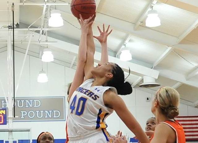 Women's Basketball Falls To Westfield State On The Road, 57-44