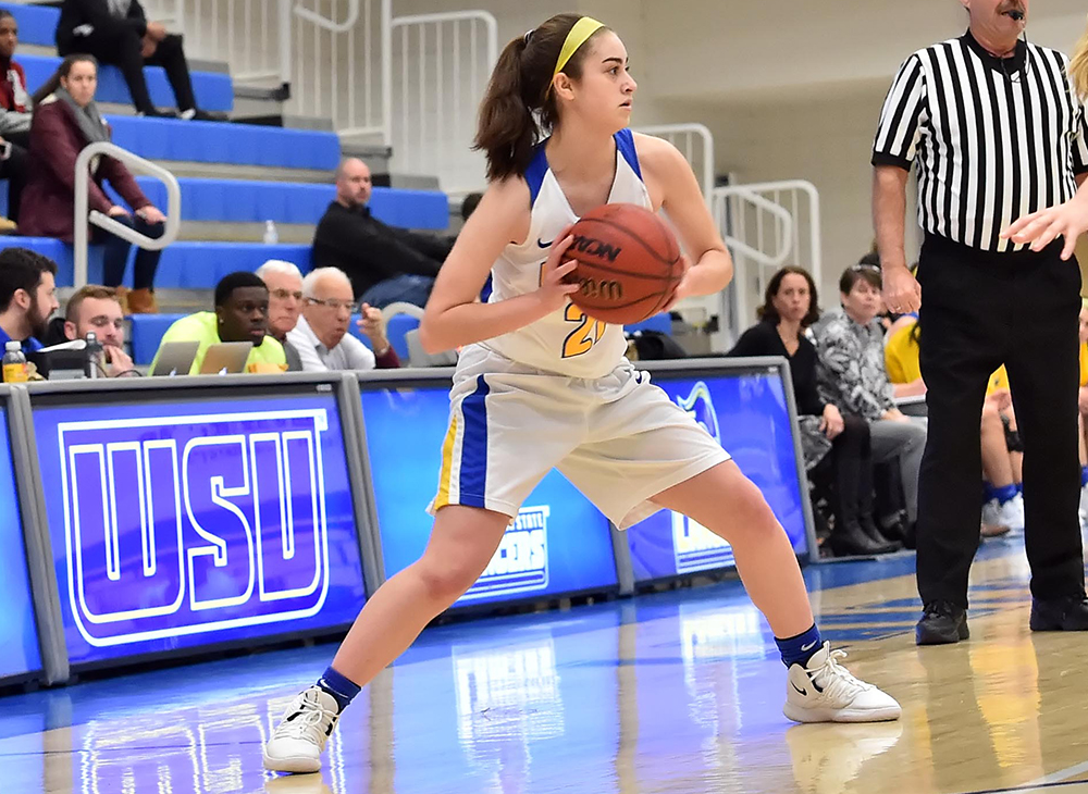 Women's Basketball Victorious Over Framingham State