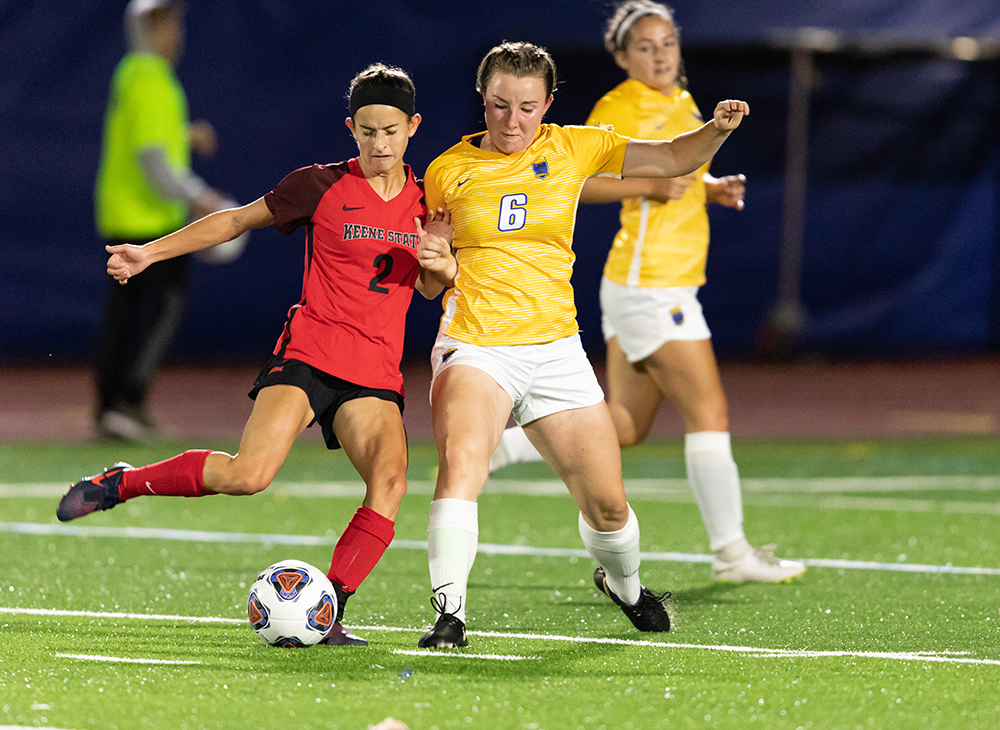Women's Soccer Slipped Up by Western Connecticut