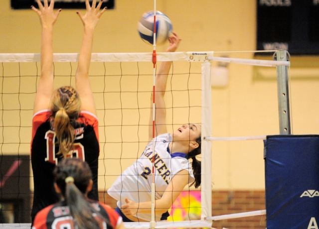 Women's Volleyball Falls To Westfield State, 3-0