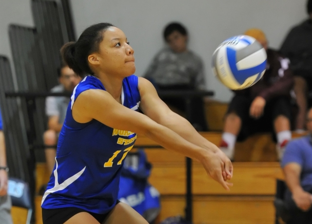 Worcester State Volleyball Earns a Pair of Victories